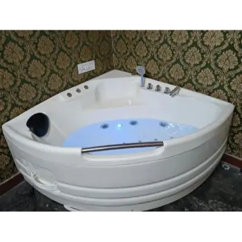 White Massage Bath Tub